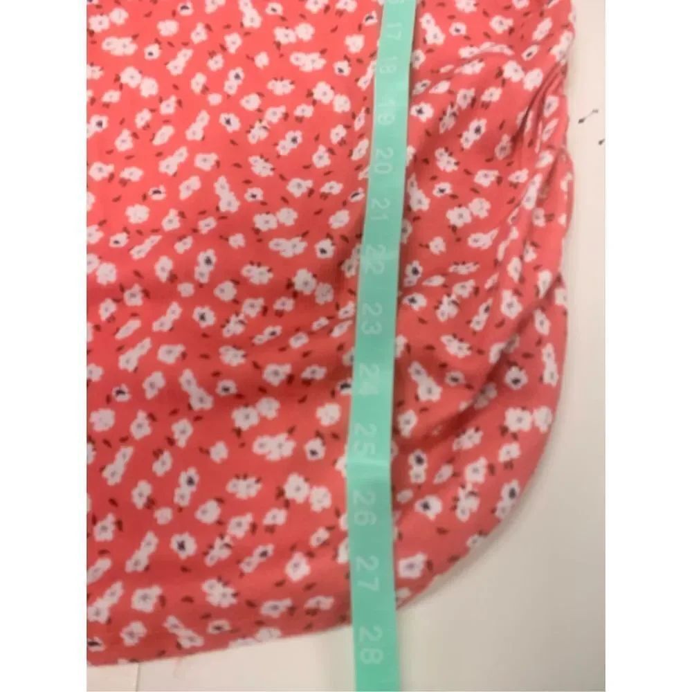 Floral Patterned T-shirt - Picture 8 of 8